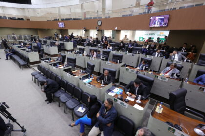 Vereadores aprovam reajuste salarial de servidores municipais