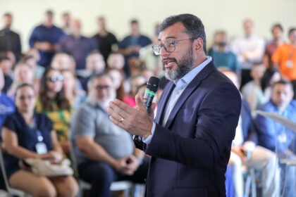 Com R$ 7,6 milhões em investimentos, Wilson Lima entrega novos veículos e equipamentos para unidades da UEA na capital e interior