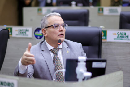 Vereador Lissandro Breval assina requerimento que cria CPI para investigar secretaria municipal