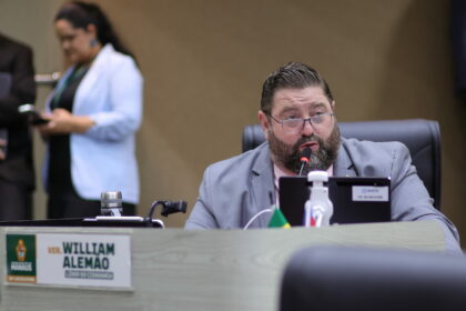 William Alemão destaca Tribuna Popular para discutir vulnerabilidade de moradores de área de risco       